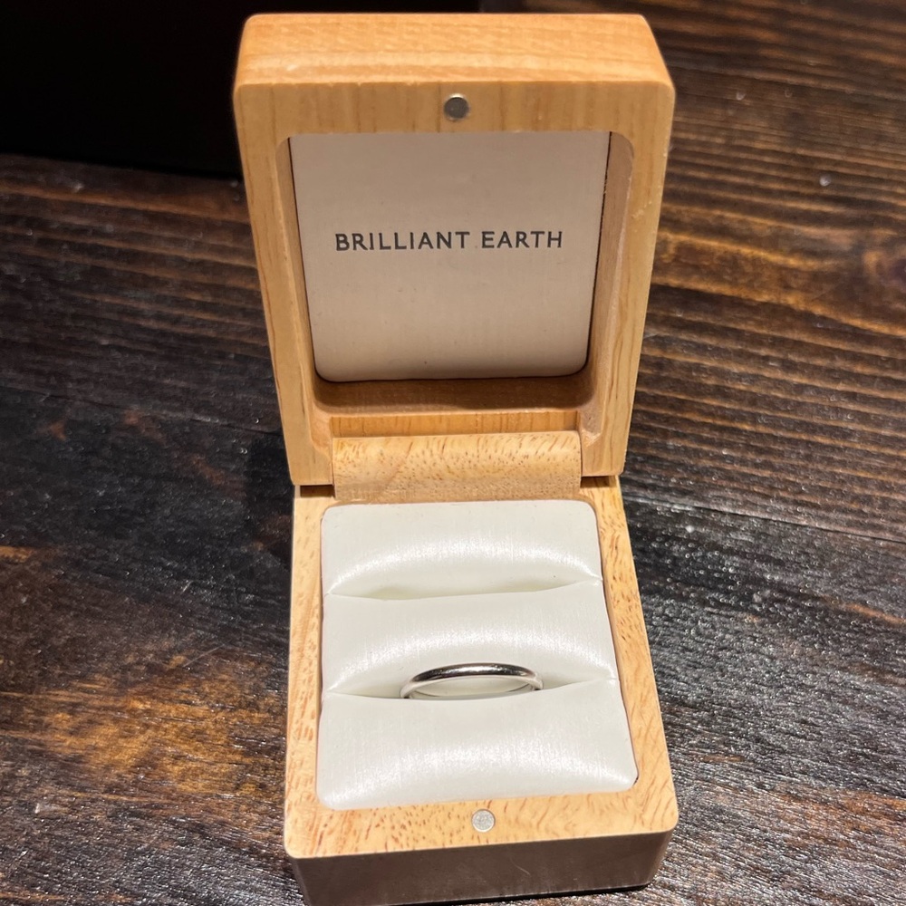 18K White Gold band - Picture 4 of 4